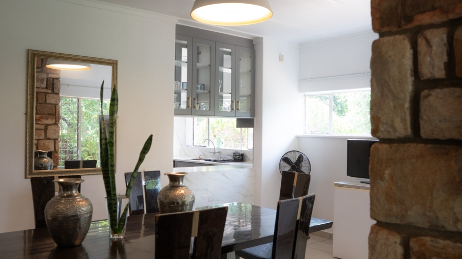  Bedroom Property for Sale in Flamwood North West